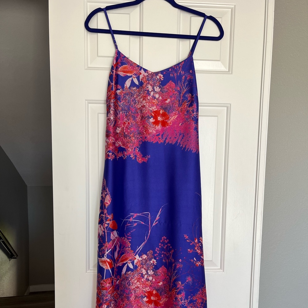Banana Republic midi silky dress